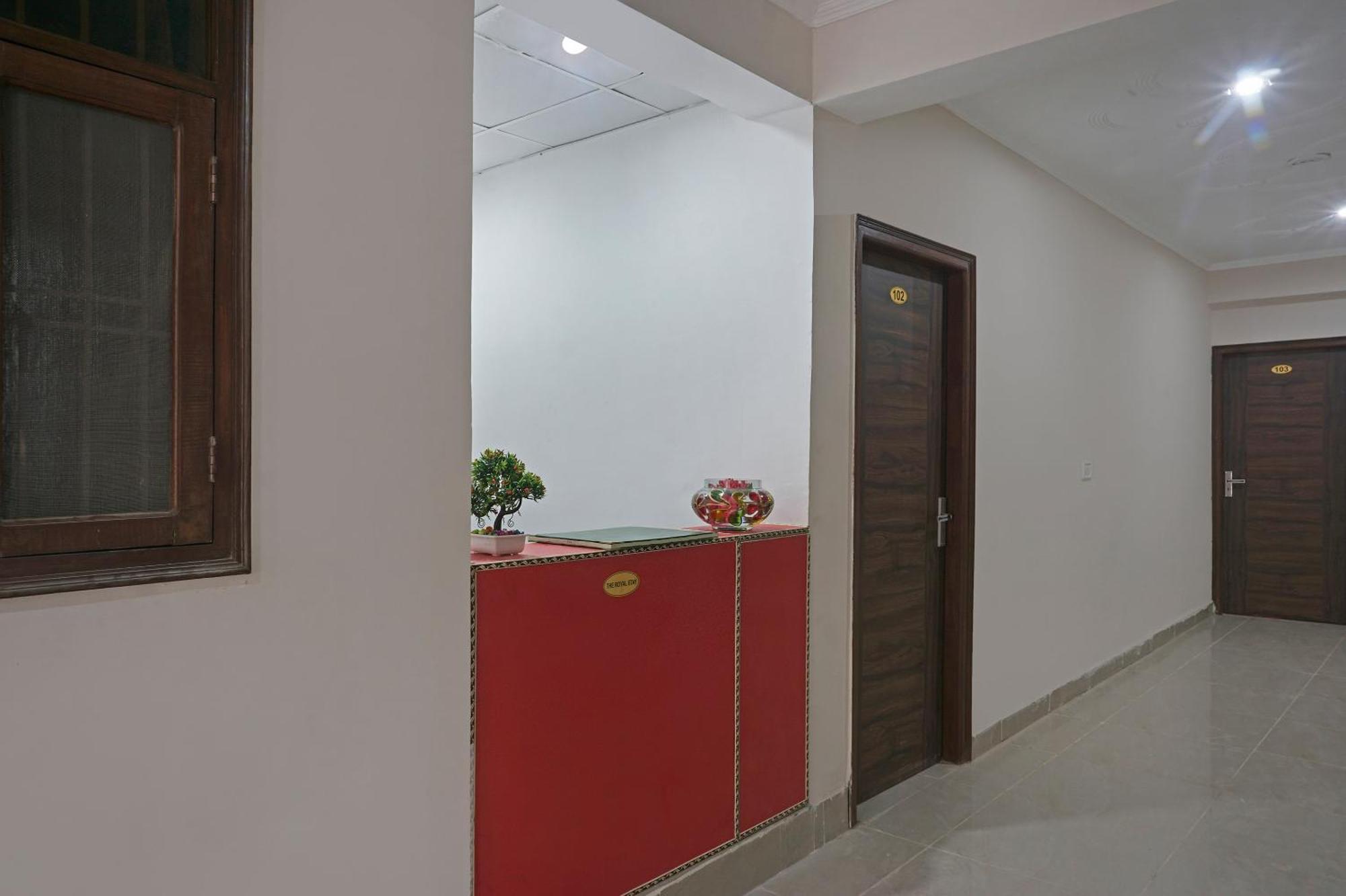 Hotel O Quadis Noida Bagian luar foto
